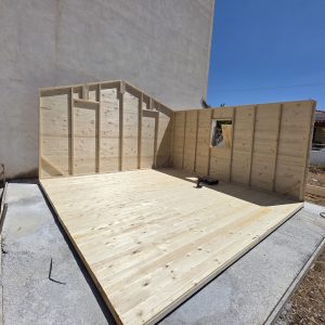 apothiki_400x400a-2